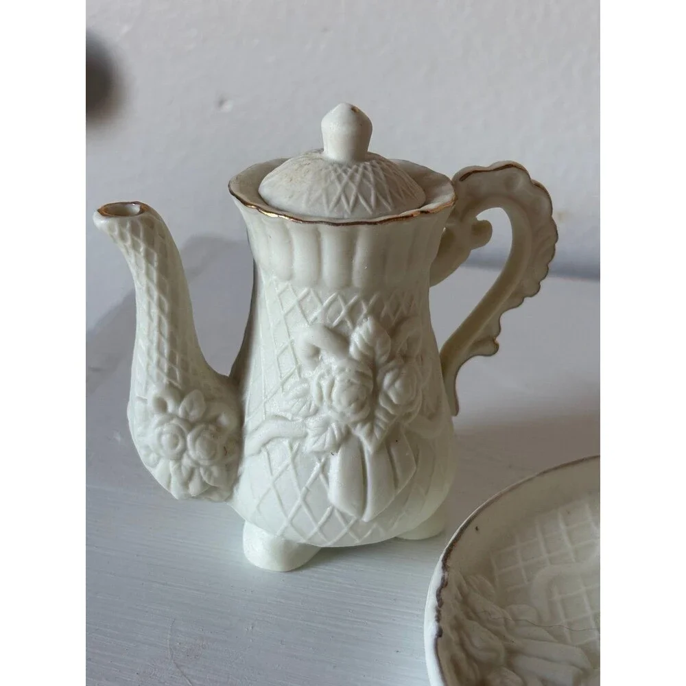 Mini porcelain TEA SET - 6 pieces, vintage decor trinket white lace gold leaf